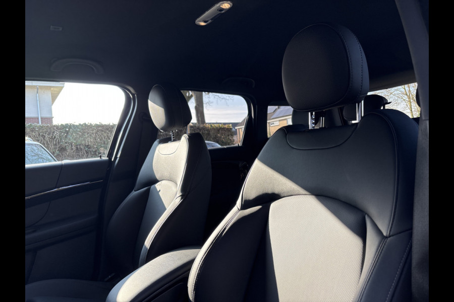 MINI Countryman 1.5 Cooper Classic Business Edition - Stoelverwarming - Navigatie -
