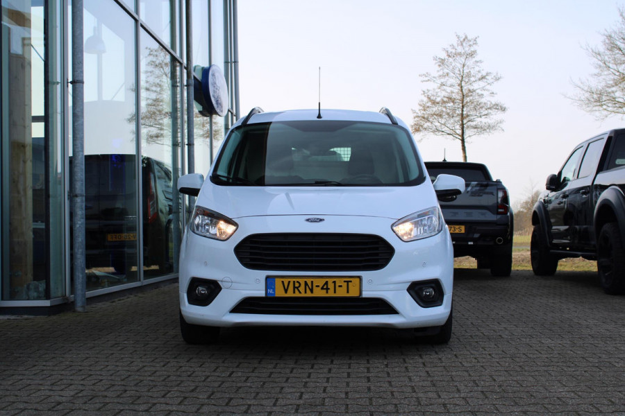 Ford Transit Courier 1.5 TDCI Limited | Trekhaak | Camera | Stoelverwarming | Scherm | Lichtmetalen velgen