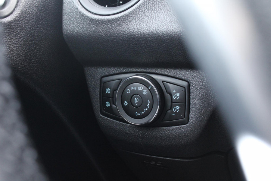 Ford Transit Courier 1.5 TDCI Limited | Trekhaak | Camera | Stoelverwarming | Scherm | Lichtmetalen velgen