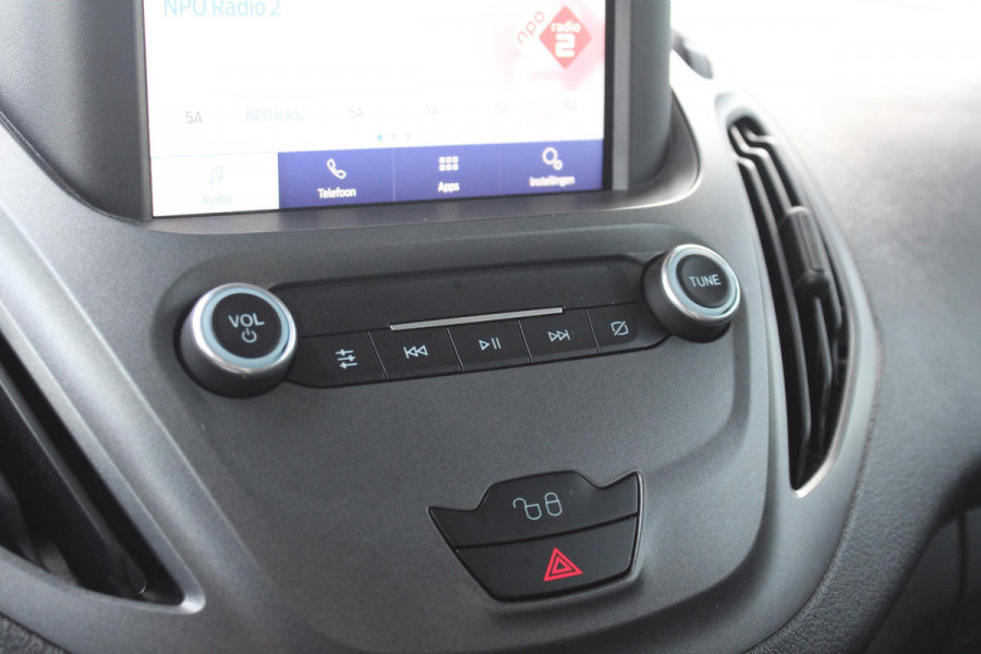 Ford Transit Courier 1.5 TDCI Limited | Trekhaak | Camera | Stoelverwarming | Scherm | Lichtmetalen velgen