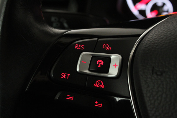 Volkswagen Polo 1.0 TSI Comfortline > Apple CarPlay/Adaptive Cruise Control/Parkeersensoren V + A