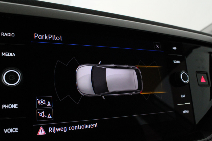 Volkswagen Polo 1.0 TSI Comfortline > Apple CarPlay/Adaptive Cruise Control/Parkeersensoren V + A