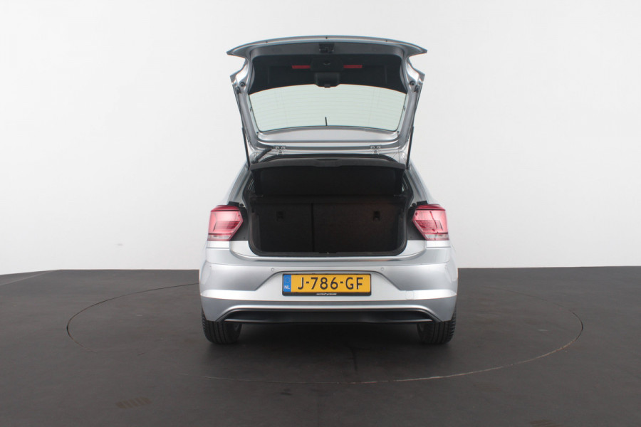 Volkswagen Polo 1.0 TSI Comfortline > Apple CarPlay/Adaptive Cruise Control/Parkeersensoren V + A