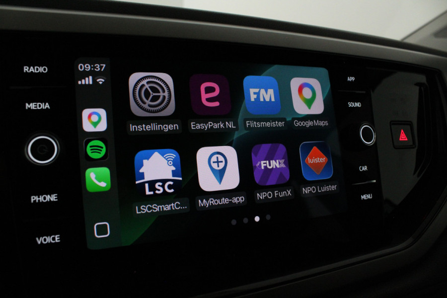 Volkswagen Polo 1.0 TSI Comfortline > Apple CarPlay/Adaptive Cruise Control/Parkeersensoren V + A
