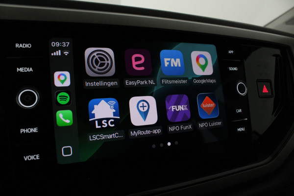 Volkswagen Polo 1.0 TSI Comfortline > Apple CarPlay/Adaptive Cruise Control/Parkeersensoren V + A