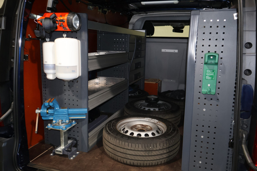 Mercedes-Benz Vito 114 CDI Lang Automaat Inrichting