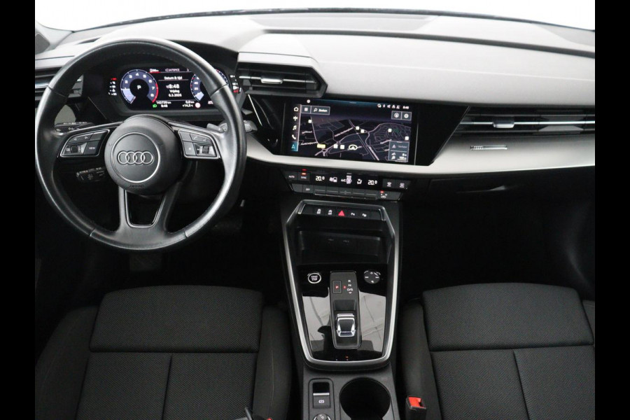 Audi A3 30 TFSI Advanced edition | Sportstoelen | Carplay | Virtual Cockpit | Park Assist | Full LED | Navigatie | Climate control | Bluetooth | 17'' | Cruise control