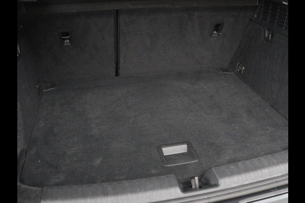 Audi A3 30 TFSI Advanced edition | Sportstoelen | Carplay | Virtual Cockpit | Park Assist | Full LED | Navigatie | Climate control | Bluetooth | 17'' | Cruise control