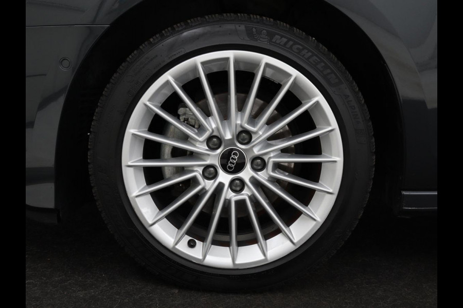 Audi A3 30 TFSI Advanced edition | Sportstoelen | Carplay | Virtual Cockpit | Park Assist | Full LED | Navigatie | Climate control | Bluetooth | 17'' | Cruise control