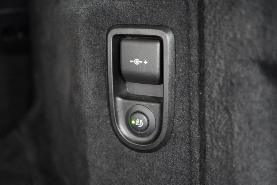 BMW 5 Serie Touring 530e Business Edition Plus | Harman Kardon | SoH 94% | Head Up | Trekhaak | Adaptive cruise | Sportstoelen | Blind spot | Stuurverwarming