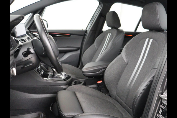 BMW 2 Serie Gran Tourer 218i 7 Persoons Executive | Sport Line | 1e eigenaar | Stoelverwarming | Head-Up | Trekhaak | Sportstoelen | Half leder | Navigatie | Climate control | Parkeerhulp | Cruise control