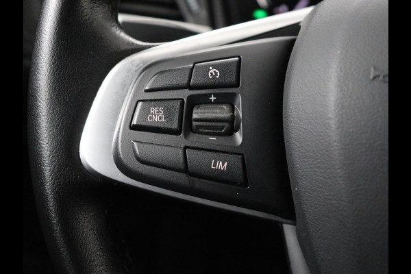 BMW 2 Serie Gran Tourer 218i 7 Persoons Executive | Sport Line | 1e eigenaar | Stoelverwarming | Head-Up | Trekhaak | Sportstoelen | Half leder | Navigatie | Climate control | Parkeerhulp | Cruise control