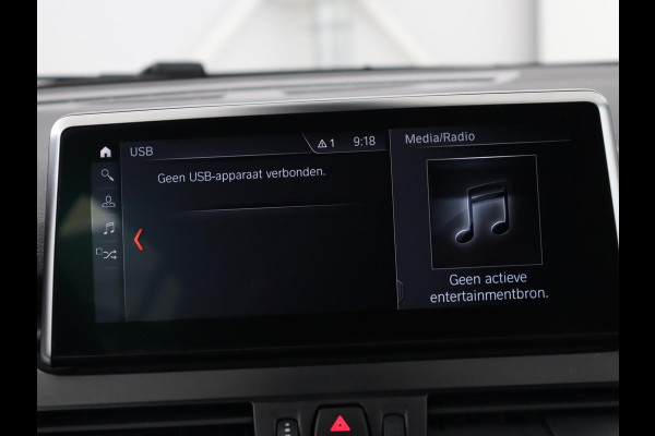 BMW 2 Serie Gran Tourer 218i 7 Persoons Executive | Sport Line | 1e eigenaar | Stoelverwarming | Head-Up | Trekhaak | Sportstoelen | Half leder | Navigatie | Climate control | Parkeerhulp | Cruise control