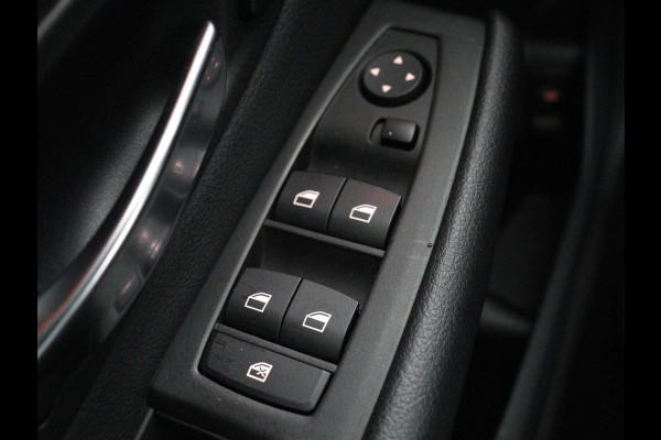 BMW 2 Serie Gran Tourer 218i 7 Persoons Executive | Sport Line | 1e eigenaar | Stoelverwarming | Head-Up | Trekhaak | Sportstoelen | Half leder | Navigatie | Climate control | Parkeerhulp | Cruise control