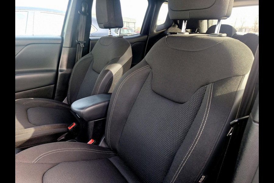 Jeep Renegade 1.4 MultiAir Night Eagle II Limited Automaat | Trekhaak | Xenon | Adaptive CC | Navi | Dealer-onderhouden |