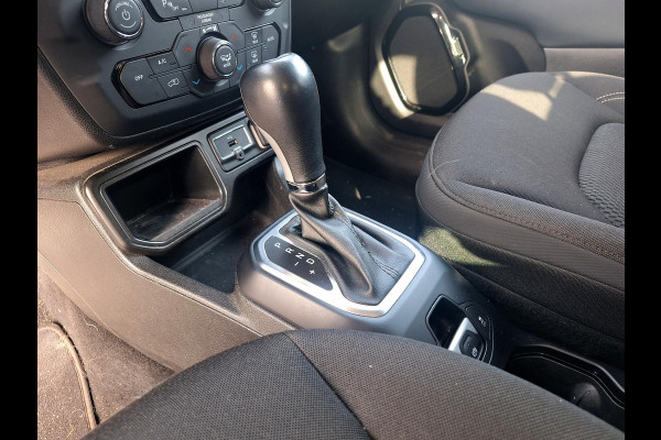 Jeep Renegade 1.4 MultiAir Night Eagle II Limited Automaat | Trekhaak | Xenon | Adaptive CC | Navi | Dealer-onderhouden |