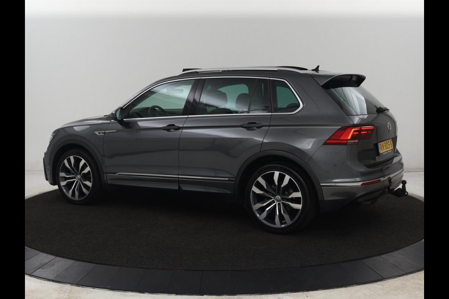 Volkswagen Tiguan 1.4 TSI R Line | Panoramadak | Stoelverwarming | Trekhaak | Adaptive cruise | Virtual Cockpit | Dynaudio | Massage | Camera | Navigatie | LED Plus | Keyless | 20'' | Park Assist