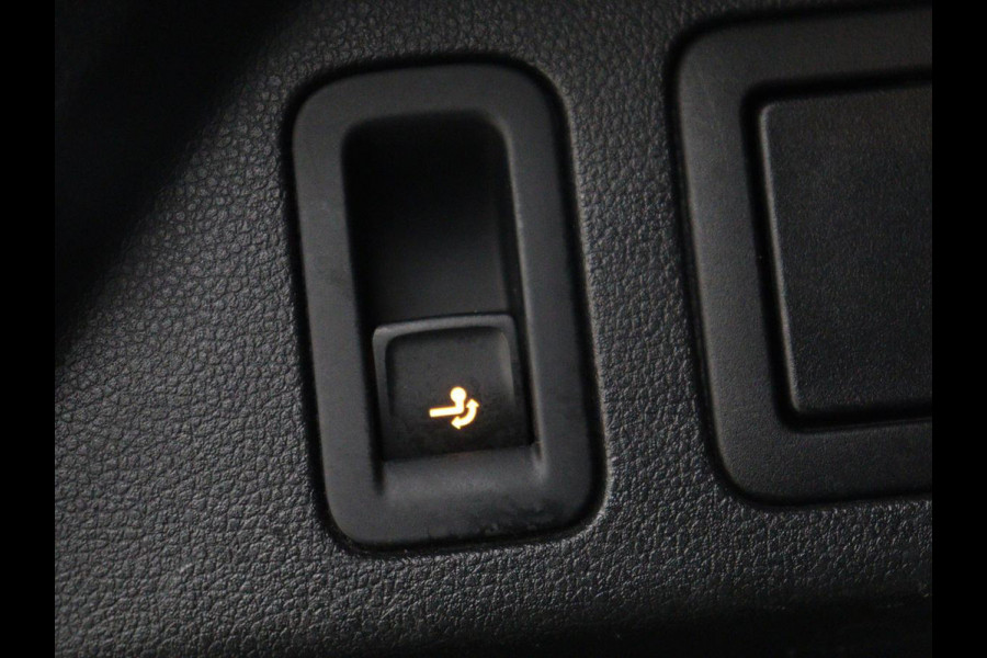 Volkswagen Tiguan 1.4 TSI R Line | Panoramadak | Stoelverwarming | Trekhaak | Adaptive cruise | Virtual Cockpit | Dynaudio | Massage | Camera | Navigatie | LED Plus | Keyless | 20'' | Park Assist