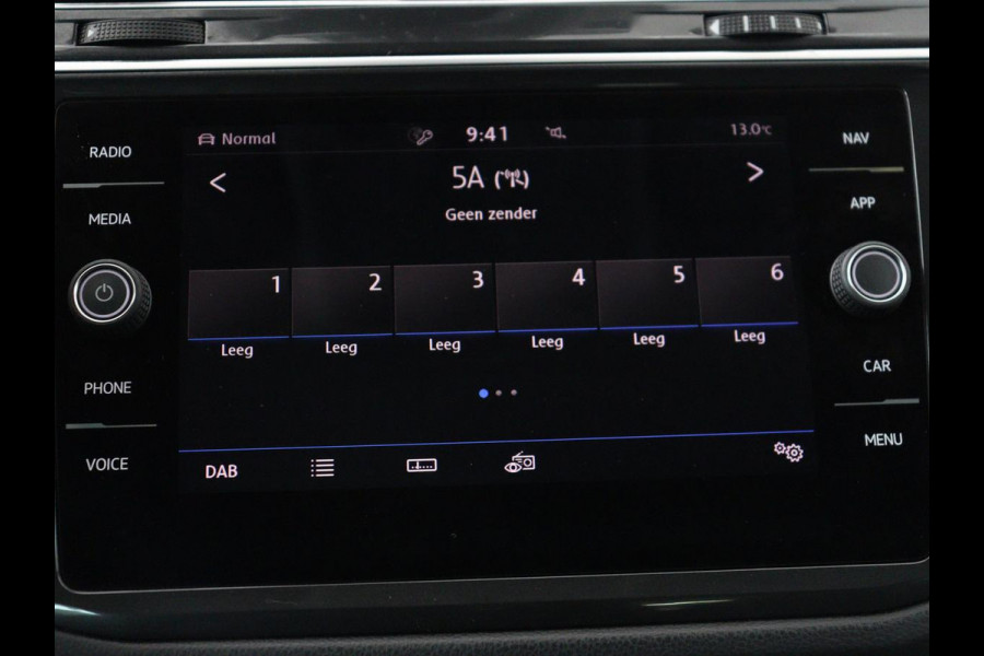 Volkswagen Tiguan 1.4 TSI R Line | Panoramadak | Stoelverwarming | Trekhaak | Adaptive cruise | Virtual Cockpit | Dynaudio | Massage | Camera | Navigatie | LED Plus | Keyless | 20'' | Park Assist