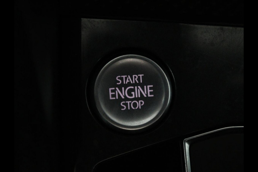 Volkswagen Tiguan 1.4 TSI R Line | Panoramadak | Stoelverwarming | Trekhaak | Adaptive cruise | Virtual Cockpit | Dynaudio | Massage | Camera | Navigatie | LED Plus | Keyless | 20'' | Park Assist