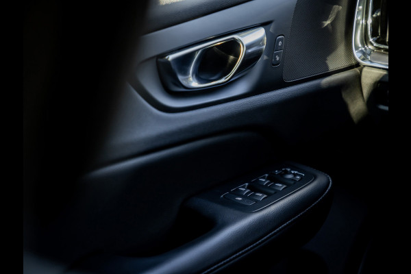 Volvo V60 2.0 B3 Momentum Advantage Automaat 1e Eigenaar