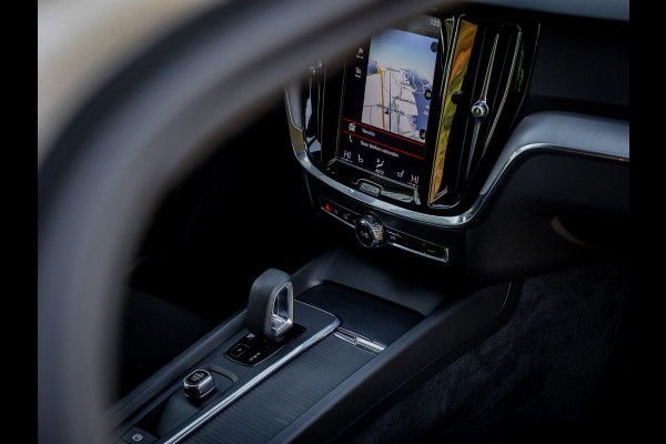Volvo V60 2.0 B3 Momentum Advantage Automaat 1e Eigenaar