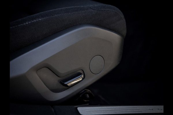 Volvo V60 2.0 B3 Momentum Advantage Automaat 1e Eigenaar