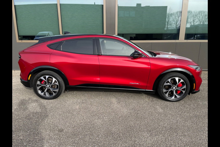 Ford Mustang Mach-E Extended AWD 98 kWh 1ste Eig Dealer onderhouden luxe uitvoering!