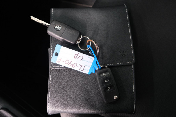 Volkswagen up! 1.0 BMT move up! - N.A.P. Airco.