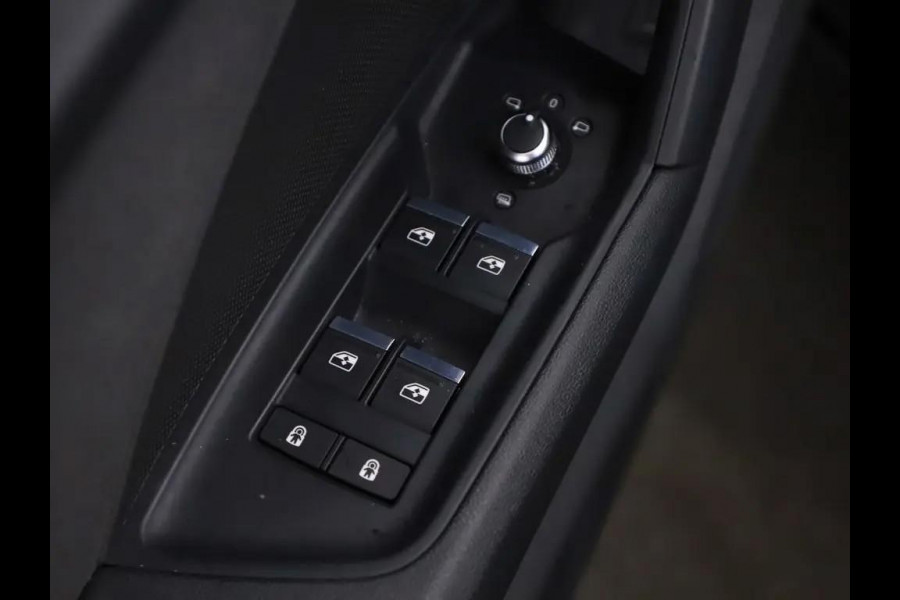 Audi A3 Sportback 40 TFSI e Business edition