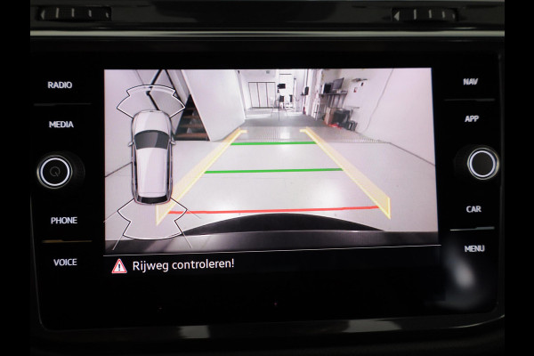 Volkswagen Tiguan 1.4 TSI eHybrid R-Line Business 245 PK PHEV | Navigatie | Panorama dak | Black Style | Assistentie pakket | Parkeer camera |