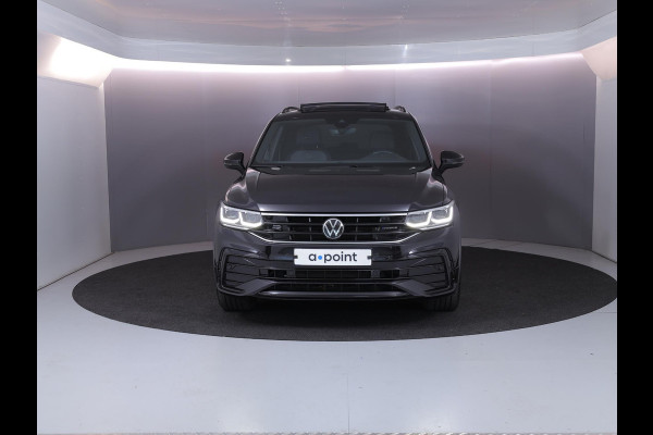 Volkswagen Tiguan 1.4 TSI eHybrid R-Line Business 245 PK PHEV | Navigatie | Panorama dak | Black Style | Assistentie pakket | Parkeer camera |