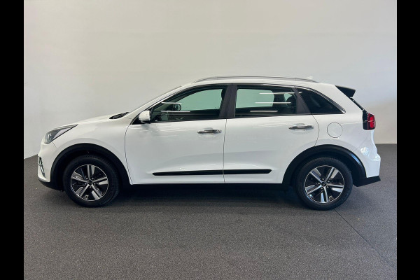 Kia Niro 1.6 GDi Hybrid ExecutiveLine Trekhaak Navigatie Apple Carplay/Android Auto Camera Parkeersensoren achter Adaptive Cruise Control Climate Control Half leder Lichtmetalen velgen