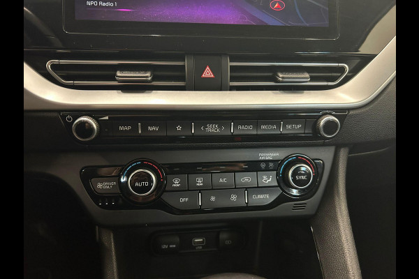 Kia Niro 1.6 GDi Hybrid ExecutiveLine Trekhaak Navigatie Apple Carplay/Android Auto Camera Parkeersensoren achter Adaptive Cruise Control Climate Control Half leder Lichtmetalen velgen
