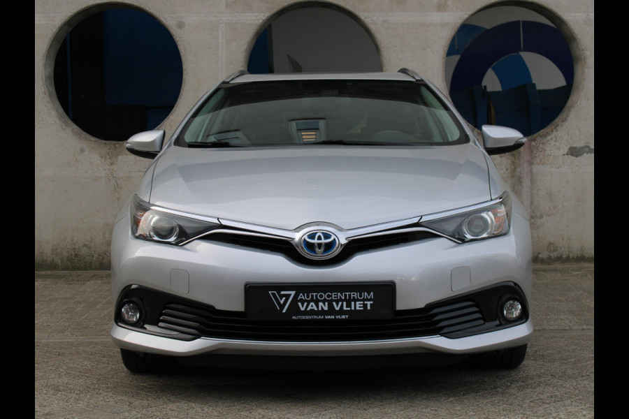 Toyota Auris Touring Sports 1.8 Hybrid Energy Plus | AIRCO | 12 MAANDEN BOVAG GARANTIE |