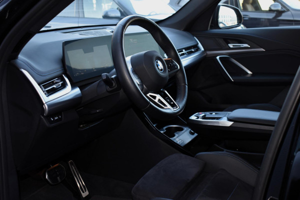 BMW X1 xDrive25e Plugin Hybrid 245PK Aut. M-Sport | Trekhaak | Navi | Camera | LED | Incl. garantie