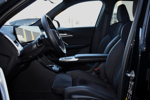 BMW X1 xDrive25e Plugin Hybrid 245PK Aut. M-Sport | Trekhaak | Navi | Camera | LED | Incl. garantie