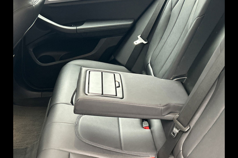 BMW X3 XDrive30e Business Edition Plus * 1e Eigenaar * Trekhaak Leder Navigatie Leder