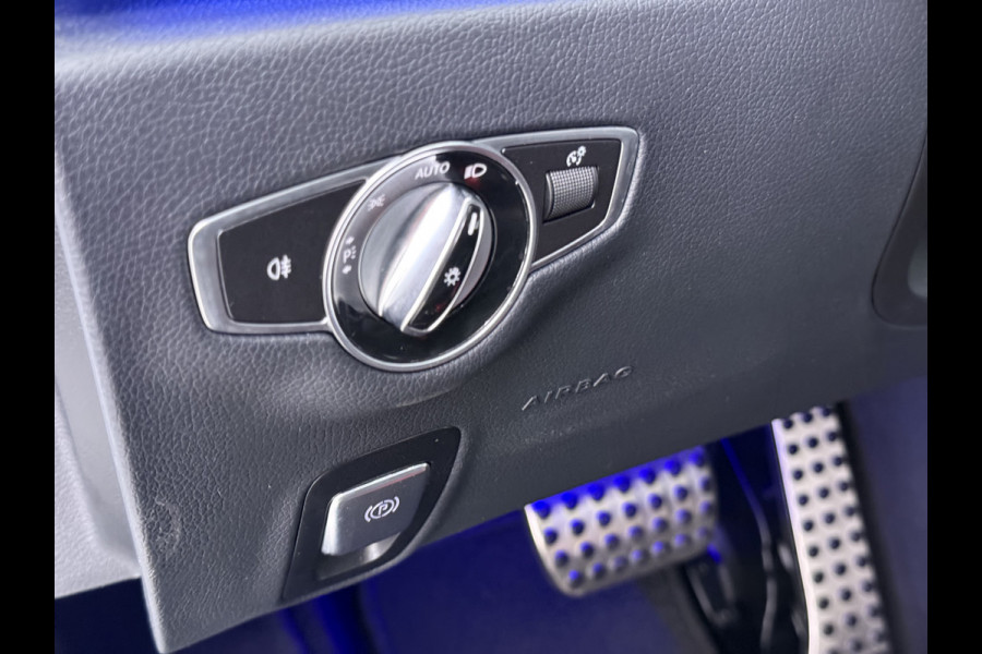 Mercedes-Benz CLS-Klasse 450 4Matic AMG // Burmester // 360 Camera // Sunroof // Trekhaak // 20 inch // Designo White // Distronic