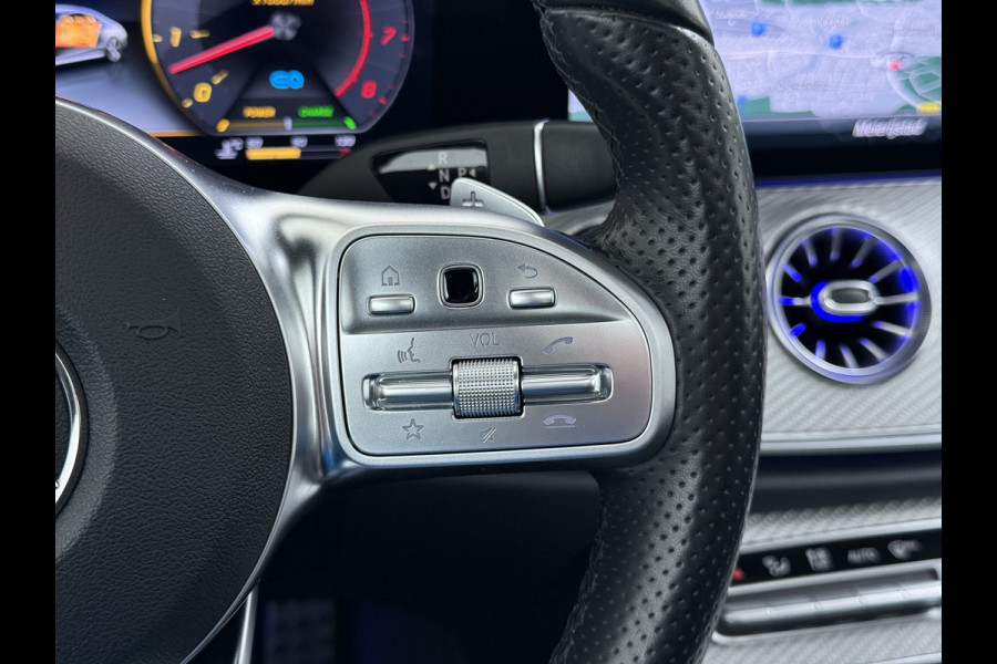 Mercedes-Benz CLS-Klasse 450 4Matic AMG // Burmester // 360 Camera // Sunroof // Trekhaak // 20 inch // Designo White // Distronic