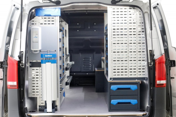 Mercedes-Benz Vito 114 CDI 136pk Compact 9G Automaat 2x Schuifdeur/LED/Camera/Inrichting 11-2022