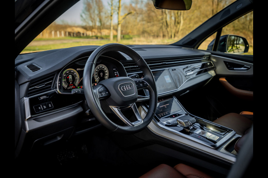 Audi Q7 55 TFSI e quattro Pro Line Plus 1e Eigenaar Luchtvering