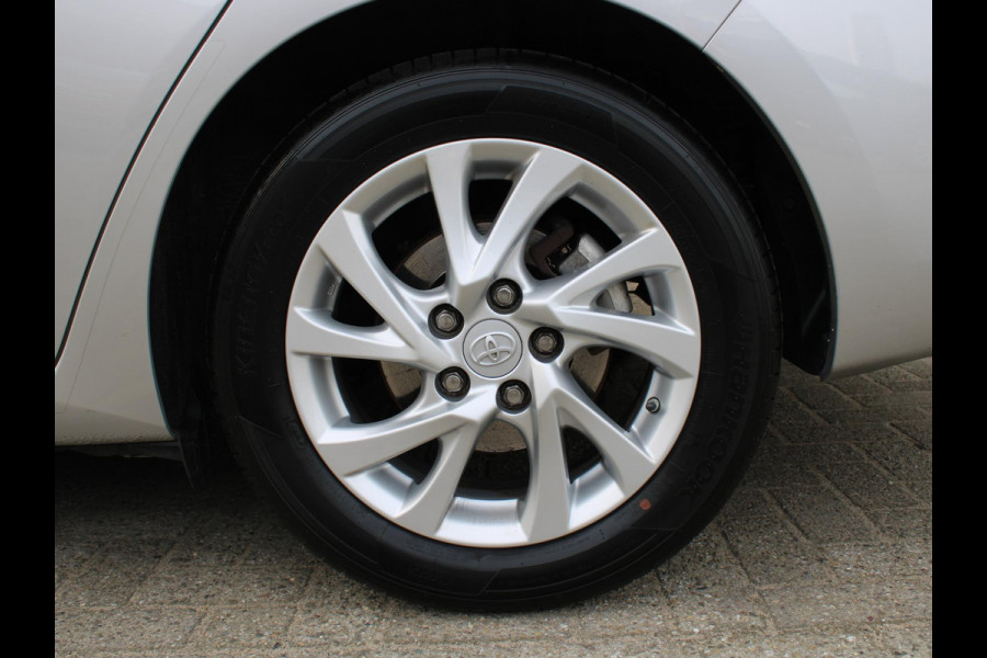 Toyota Auris Touring Sports 1.8 Hybrid Energy Plus | AIRCO | 12 MAANDEN BOVAG GARANTIE |