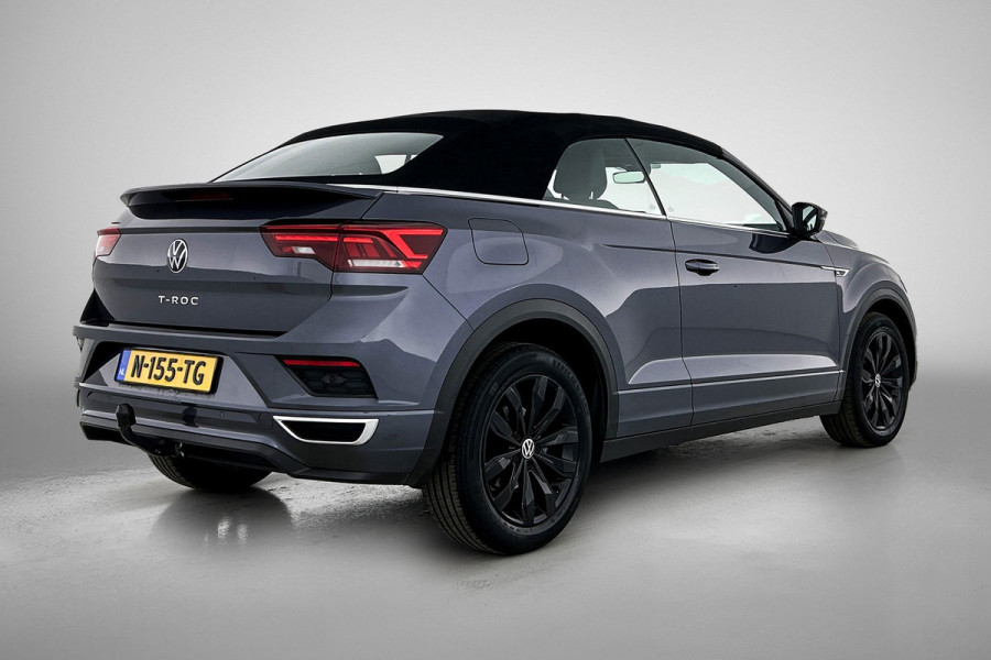 Volkswagen T-Roc Cabrio 1.5 TSI R-Line(Goed OndH, Navi, Trekhaak, StoelV, Parkeersensor V+A, Carplay, Etc)
