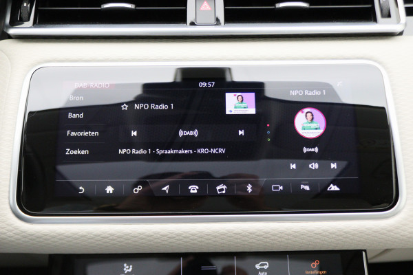 Land Rover Range Rover Velar 2.0 D180 AWD SE Automaat Leer, Panoramadak, Keyless, LED, Camera, Apple CarPlay, Trekhaak, 19''