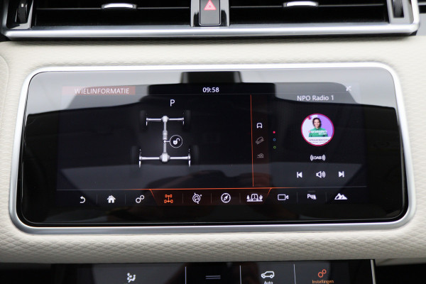 Land Rover Range Rover Velar 2.0 D180 AWD SE Automaat Leer, Panoramadak, Keyless, LED, Camera, Apple CarPlay, Trekhaak, 19''