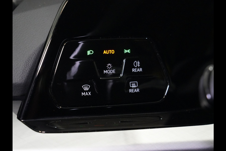 Volkswagen Golf 1.0 eTSI 110pk DSG Life Business Navi Stoel/Stuurverw. Android/Carplay Camera Digital Cockpit