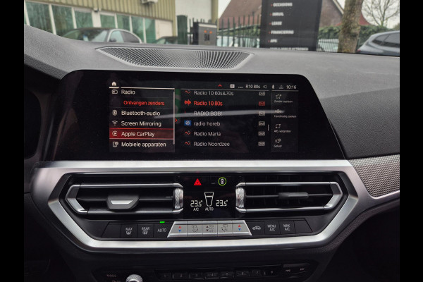 BMW 2 Serie 220i M Sport Coupé 50-jahre Edition Fabrieksgarantie Schuifdak NAP NL CarPlay Camera 100% Dealeronderhouden RIJKLAAR