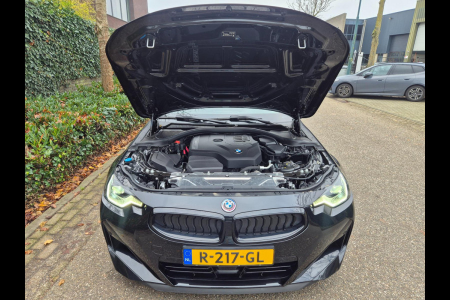 BMW 2 Serie 220i M Sport Coupé 50-jahre Edition Fabrieksgarantie Schuifdak NAP NL CarPlay Camera 100% Dealeronderhouden RIJKLAAR