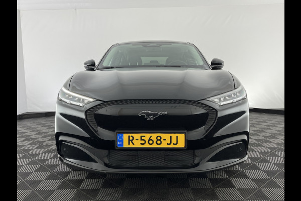Ford Mustang Mach-E RWD 75 kWh [ 3-Fase-11kW ] {SOH-83%} (INCL-BTW)  Aut. *LEATHER | FULL-LED | DAB | DIGI-COCKPIT | KEYLESS | NAVI-FULLMAP | CARPLAY | HEATED-COMFORTSEATS | TOPVIEW | ADAPTIVE-CRUISE | PRIVACY-GLASS | 18'' ALU*